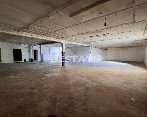 Magazyn, stolarnia w centrum miasta