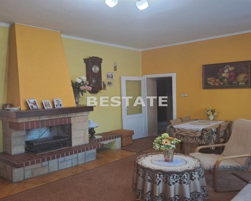 Bezczynszowe M-4 z ogrodem, miejscem postojowym