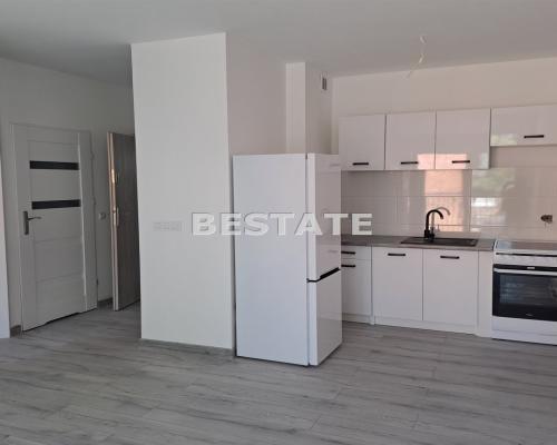Apartament, 2 pokoje, winda,  miejsce postojowe