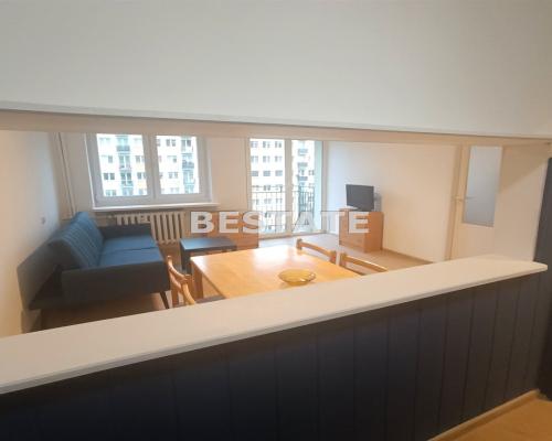 M2, po remoncie, balkon, Centrum