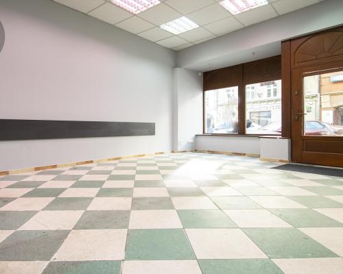 Lokal z witryną w Centrum do wynajęcia