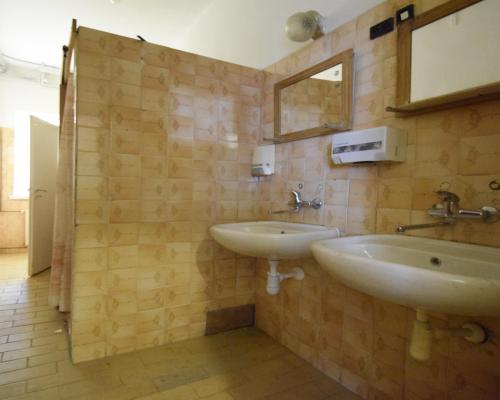 Lokal 180m2