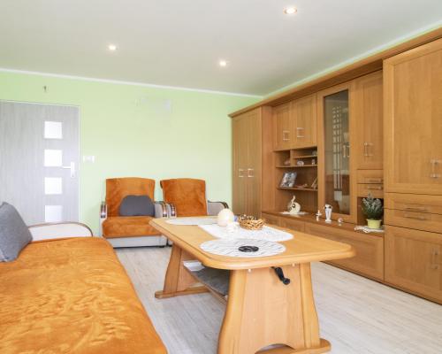 2 pokoje z balkonem 48m2