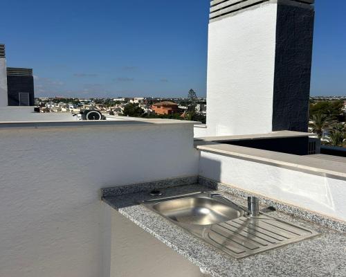 Wyjątkowy apartament w Playa Flamenca Hizpania – luksus nad Morzem Śródziemnym!