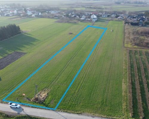 Działka rolno-budowlana 0,62 ha w Gołębiu k/Puław.