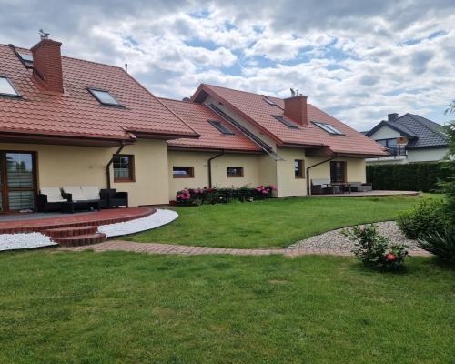 Dom+Garaż Solidnie Wybudowany i Wykończon Turowola