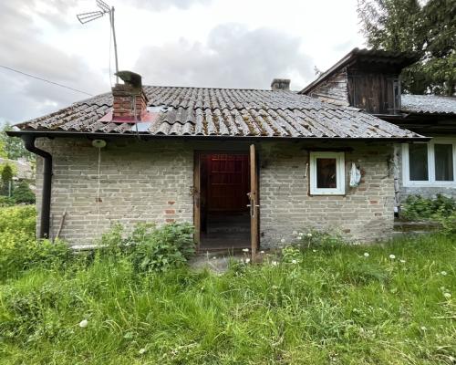 Dom 90 m2 na działce 5000 m2 w Tymienicy Nowej.