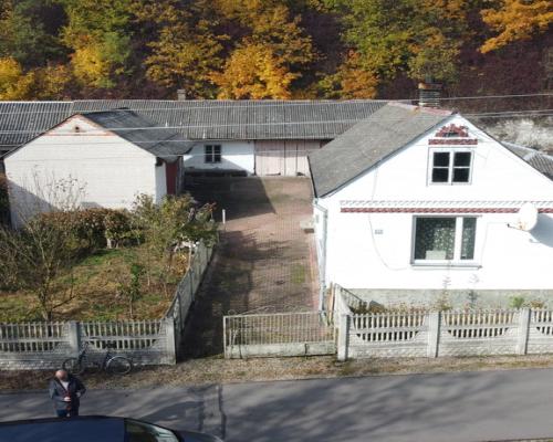 Domek na działce w Solcu n/Wisłą pow. lipski.