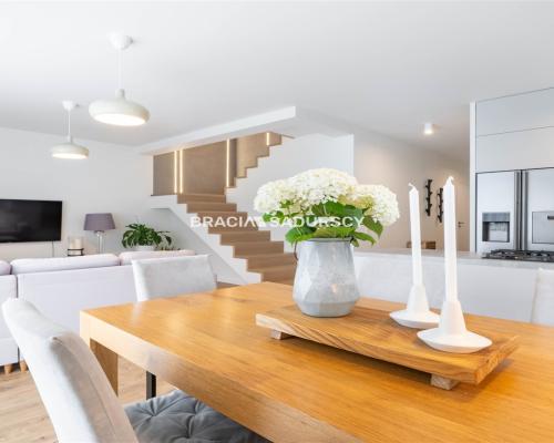 SŁONECZNY, GUSTOWNY, ZADBANY, Z KLASĄ