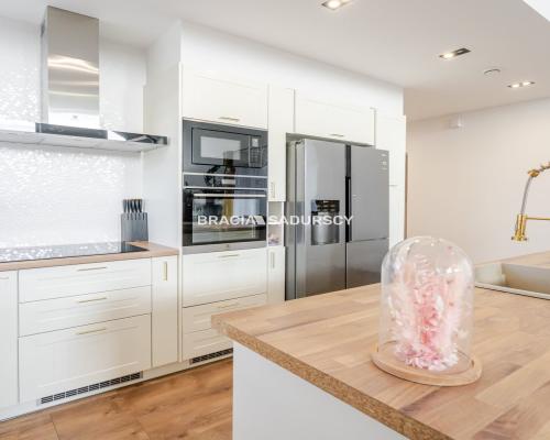 Nowoczesny dom z odzielnym garażem- Zawada