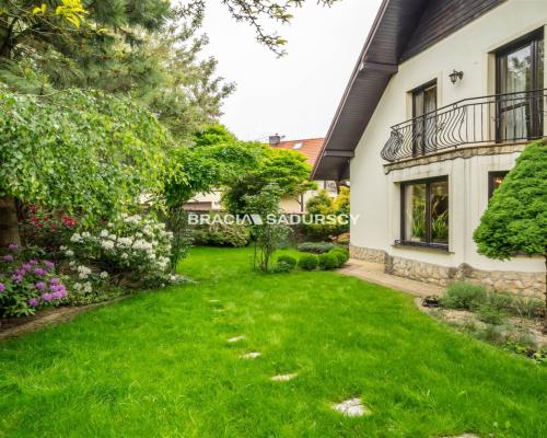 ZADBANY,WYSOKI STANDARD DOM OK 230 M2