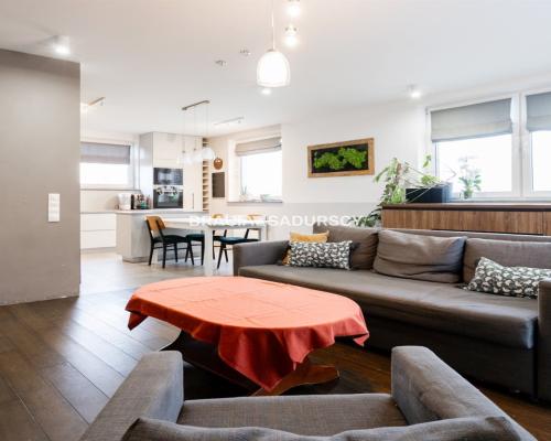 Głogoczów, pięknie położone nieruchomości, 2 domy