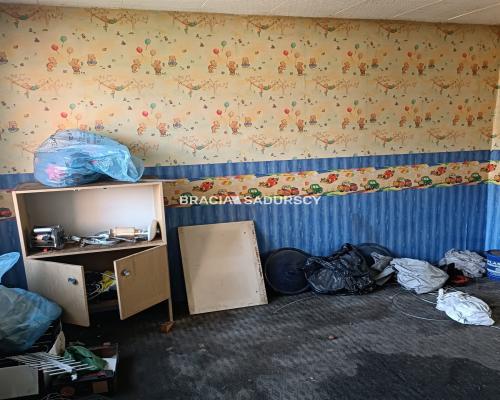 Budynek z lat 70-tych w Targowisku gm.Kłaj