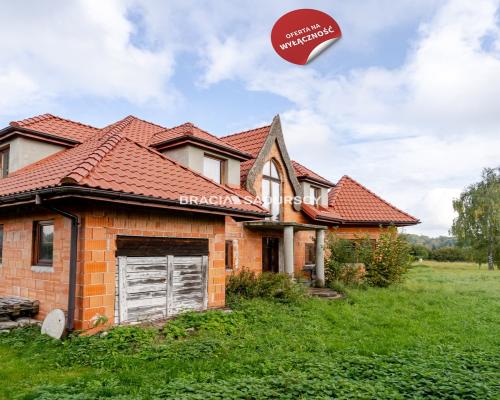 Dom do własnej aranżacji w swietnej lokalizacji