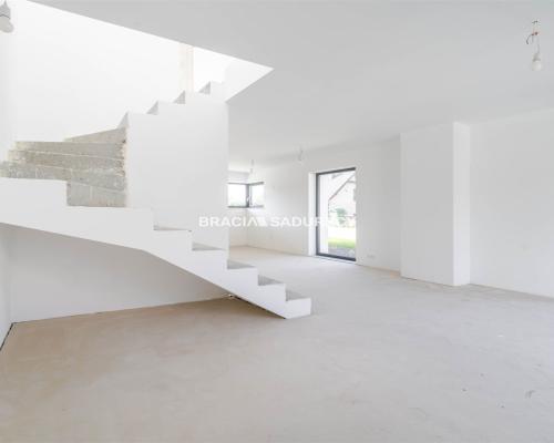 Koźmice Małe - Nowy dom z widokiem na łąki