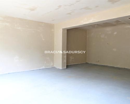 Konary, gm. Mogilany. Nowo wybudowany dom