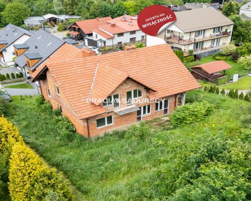 Dom wolnostojący na 7 arowej w Myślenicach