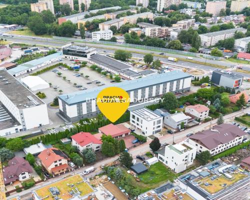 Obiekt usługowy w dobrej lokalizacji