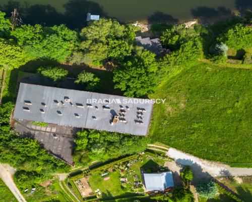 Jezioro Rożnowskie teren na hotel