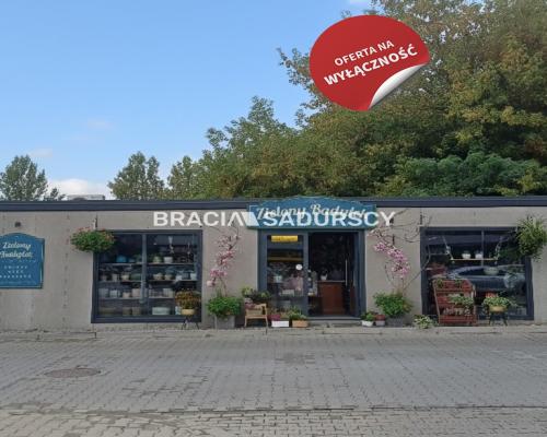 48 m&sup2; na Tw&oacute;j biznes przy Galerii ATUT - gotowy lokal handlowo-usługowy!   

 Na sprzedaż oferujemy lokal handlowo-