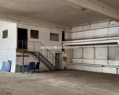 Hala, Budynek Użytkowy, Sosnowiec, ul. Nowopogońska  
 Cena: 2 250 000 zł. Powierzchnia Hali: 1 202 m&sup2;. Działka: 1 761 m&s