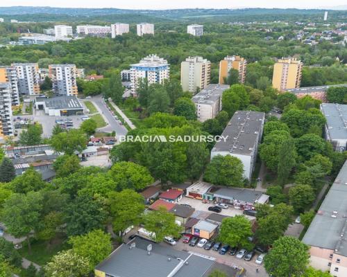 Lokal w doskonałej lokalizacji