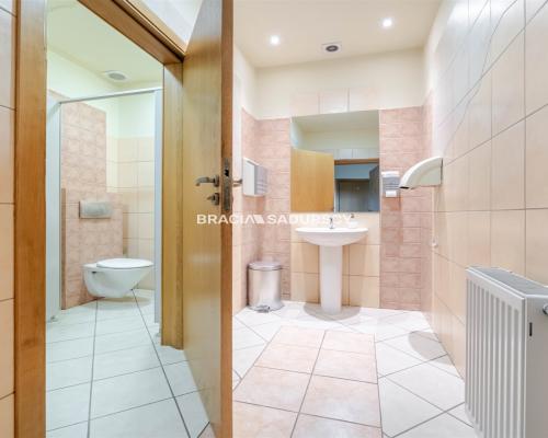 lokal biurowy 18,5 m2 pradnik Biały