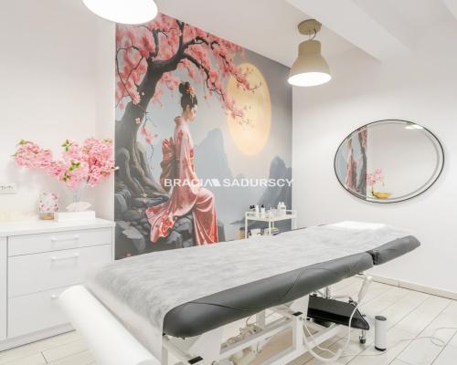 W pełni wyposażony gabinet kosmetyczno-lekarski