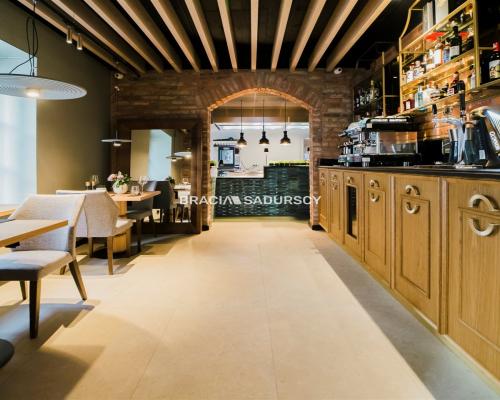 Kamienica rynek w Żywcu pod restauracje WYNAJEM