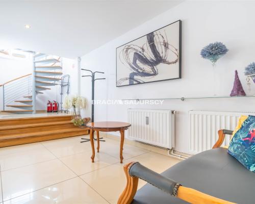 Lokal w centrum miasta-Wrocławska.