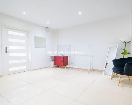 Lokal w centrum miasta-Wrocławska.