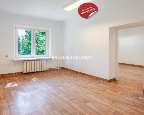 Lokal biurowy, 6 pomieszczeń