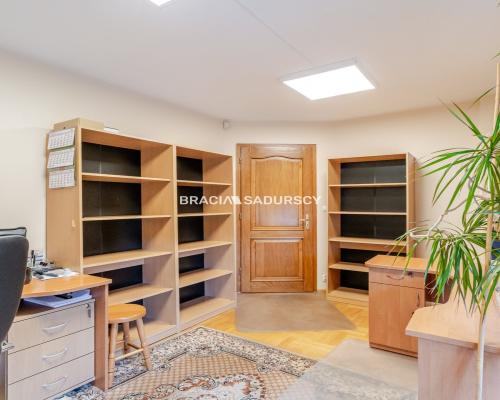 3 pok Modrzejewskiej, Krowodrza