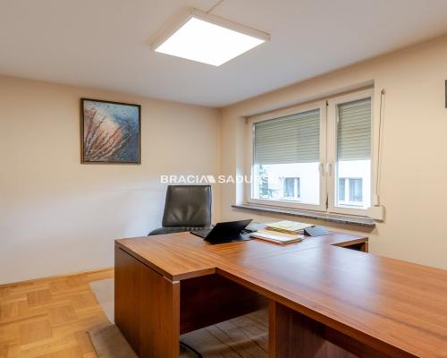 3 pok Modrzejewskiej, Krowodrza