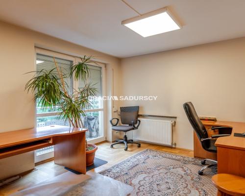 3 pok Modrzejewskiej, Krowodrza