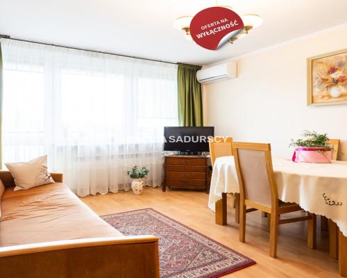 ZADBANE, SŁONECZNE 3-POKOJOWE Z ODDZIELNĄ KUCHNIĄ