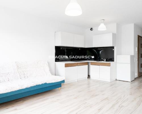 Fajna kawalerka przy ul. Koszykarskiej/ Płaszów.