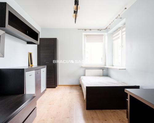 3 po z osobną kuchnią - Rydlówka