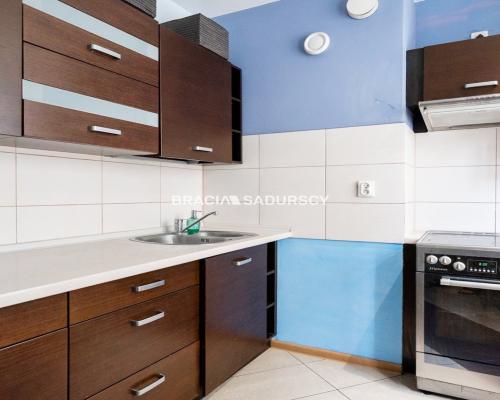 3 po z osobną kuchnią - Rydlówka