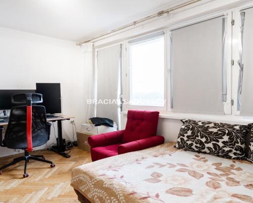 Kawalerka przy Czarnowiejskiej,widok na Park Krk