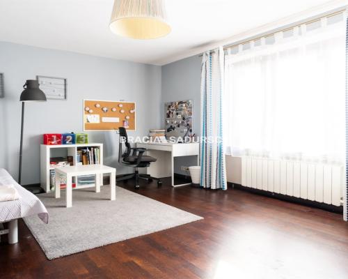 Mieszkanie dwupoziomowe z działką. Wieliczka.