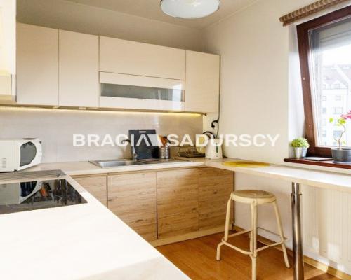 SŁONECZNE 3-POKOJOWE W ATRAKCYJNEJ LOKALIZACJI