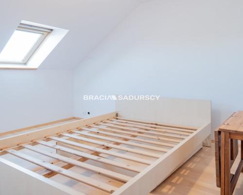 Mieszkanie z widokiem na zalew. Mydlniki.