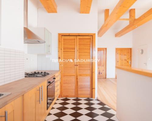 Mieszkanie z widokiem na zalew. Mydlniki.