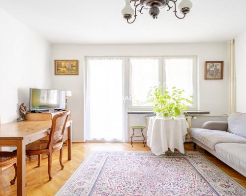 2 pok z balkonem - widok na zieleń.