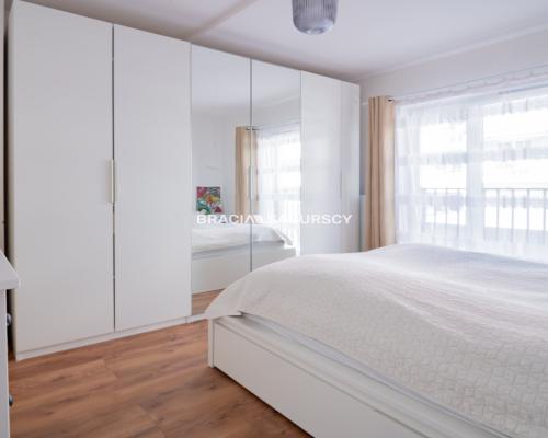 3-pok z ogródkiem/Wola Duchacka/2020/garaż