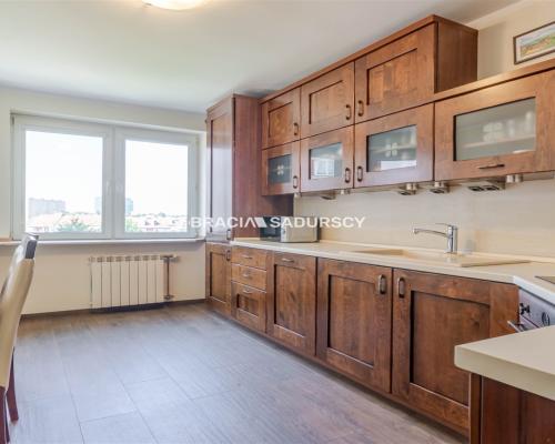 SŁONECZNE, ZADBANE 4-POKOJOWE W DOBREJ LOKALIZACJI