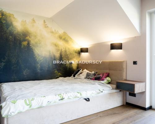 3 pok z ogródkiem w Modlnicy.