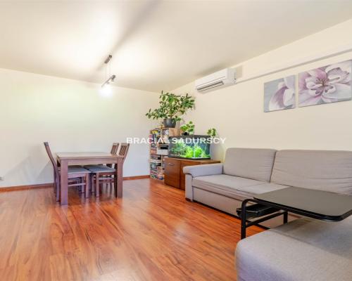 SŁONECZNE, ZADBANE 4-POKOJOWE W DOBREJ LOKALIZACJI