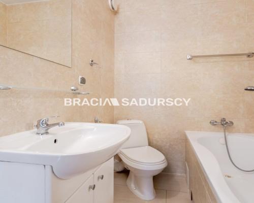 3-POKOJOWE, BALKON, ATRAKCYJNA LOKALIZACJA